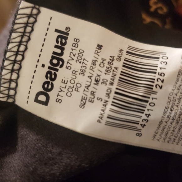 Desigual Why? Collection Vest The End Dress. - Picture 12 of 16